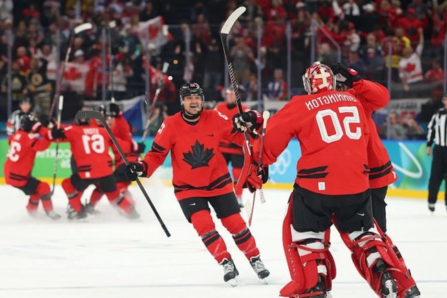 Gregory Shamus / Getty Images