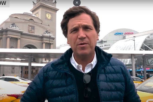 карлсон начало. карлсон летает. продолжаем разговор мем. продолжаем разговор карлсон. карлсон с пустой банкой.