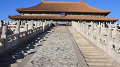 Посольство Китая в Иране призвало своих граждан эвакуироваться