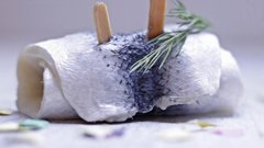 Как быстро очистить сельдь — экстраординарный метод с рецептом на основе брусники