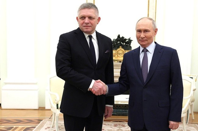 Роберт Фицо / Владимир Путин