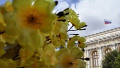 Центробанк предложил удвоить лимит на наличные займы в микрофинансовых организациях и ломбардах