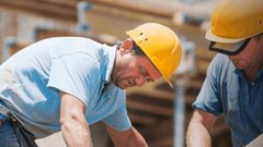 В марте зарплаты российских строителей выросли на 10,9%