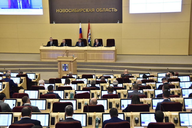 В 2021 году в экономику Новосибирской области инвестировали почти триста миллиардов рублей