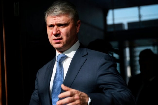 Олег Белозеров