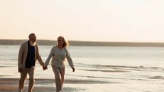 Море, солнце и песок: пенсионеры могут бесплатно отправиться на курорт