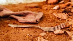 Экономист Зубец назвал бедность «основным источником» экономического роста