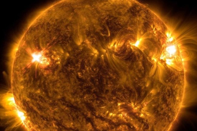 Тяжёлая артиллерия звезд: к Земле летят высокоэнергичные частицы Солнца
