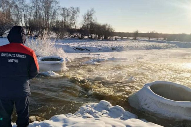 Прорыв дамбы в Якутии