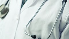 Пациент с неизлечимым раком легких прожил еще 40 лет