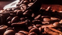 Цены на кофе робуста в апреле достигли рекорда за 45 лет