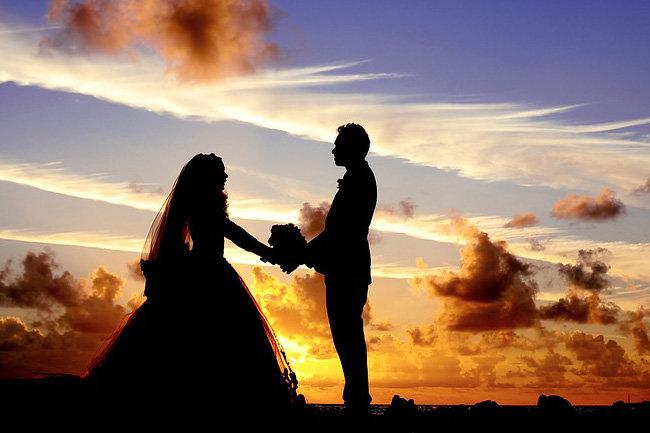 Ограничение числа гостей на церемониях бракосочетания отменили в Поморье
