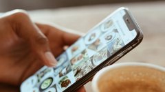 Россияне начали путать финансиста Эпштейна с физиком Эйнштейном