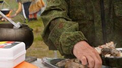 В Листвянке приготовили 586 литров ухи на «Фестивале омуля»
