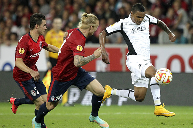 Лига европы лилль. Лига европы лилль. Фк лилль доги фото. Шахтер лилль. Лилль против псж.