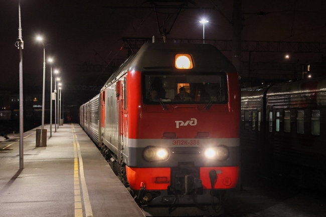 Прибытие поезда Владивосток-Москва
RUSSIA, MOSCOW - MARCH 17, 2023: A Vladivostok-Moscow train arrives at Kazansky Railway Station. Sergei Savostyanov/TASS Россия. Москва. Прибытие поезда Владивосток-Москва на Казанский вокзал. Сергей Савостьянов/ТАСС