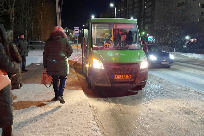 В Нижневартовске на автовокзале отменили некоторые рейсы из-за мороза
