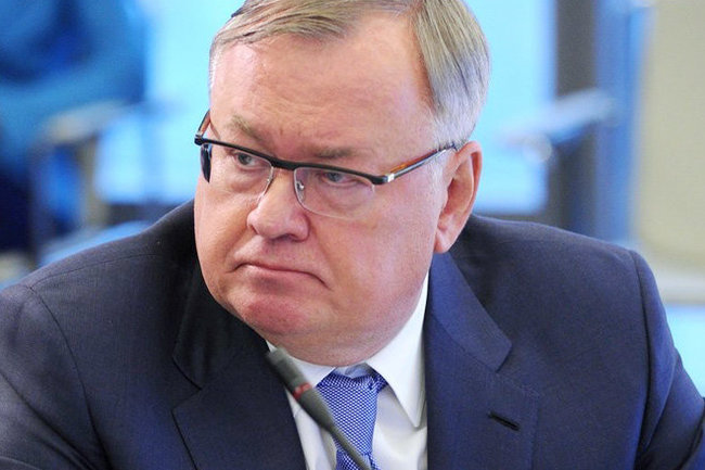 Экономист разбил аргументы Костина против работы крупных банков в Крыму