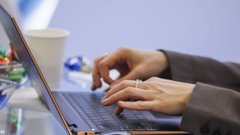 Почему россияне не испытывают страха перед искусственным интеллектом, объяснил глава ВЦИОМ