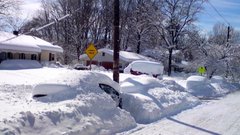 Белый апокалипсис. Снег накрыл США, десятки погибли