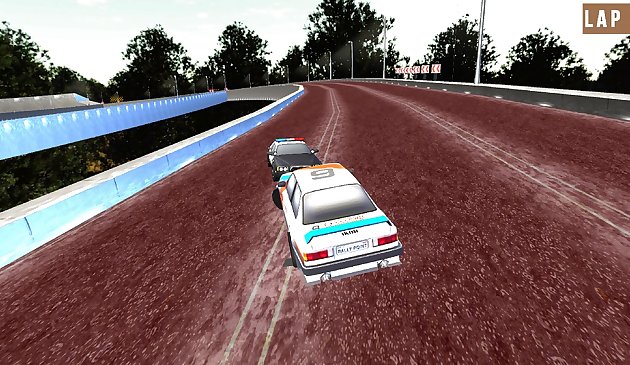 Полицейский гоночный автомобиль