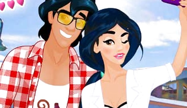 Селфи из путешествия пары