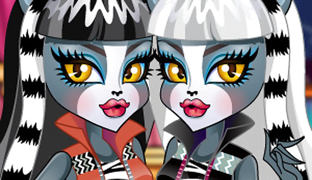 Доктор уха Монстр Хай