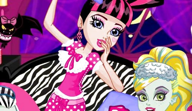 Девичник монстров: смешные лица