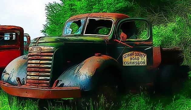 Старые ржавые грузовики