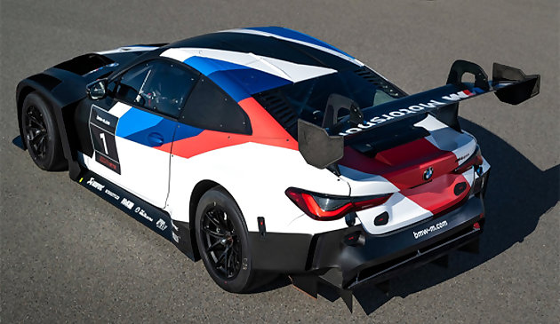 BMW M4 GT3 Слайд