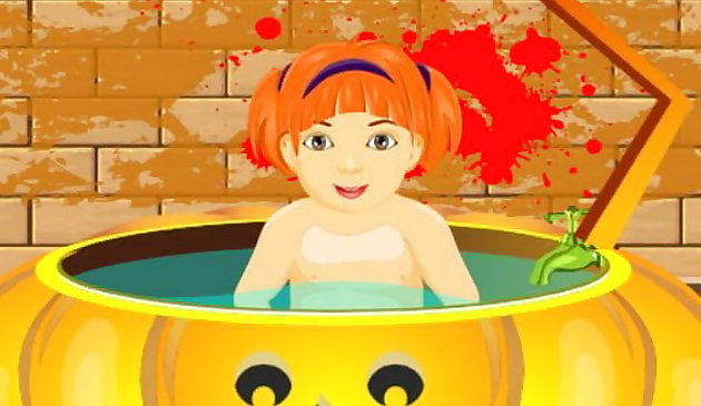 Хэллоуин купание малышки